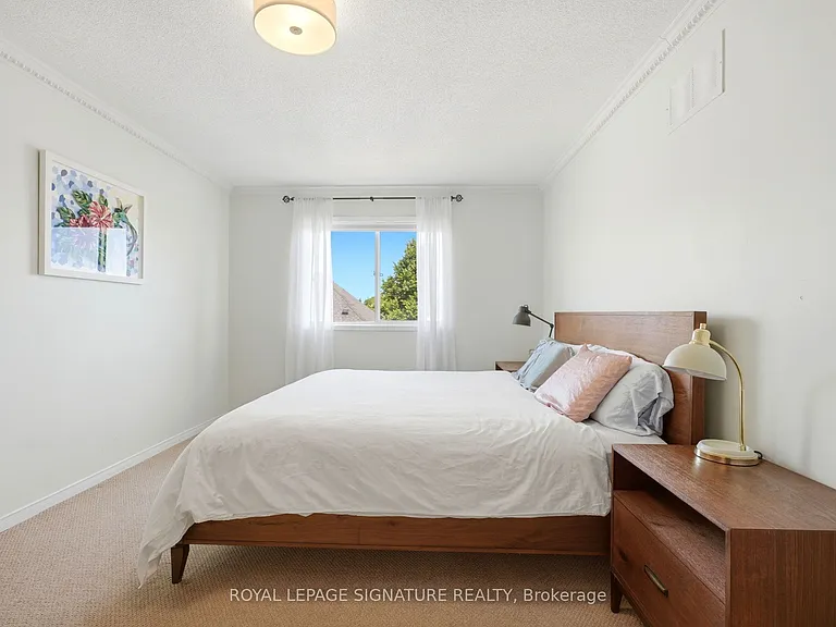 36 Moorefield Dr — Photo 20