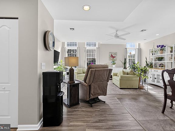 3rd image of 100 Aura Rd APT 303