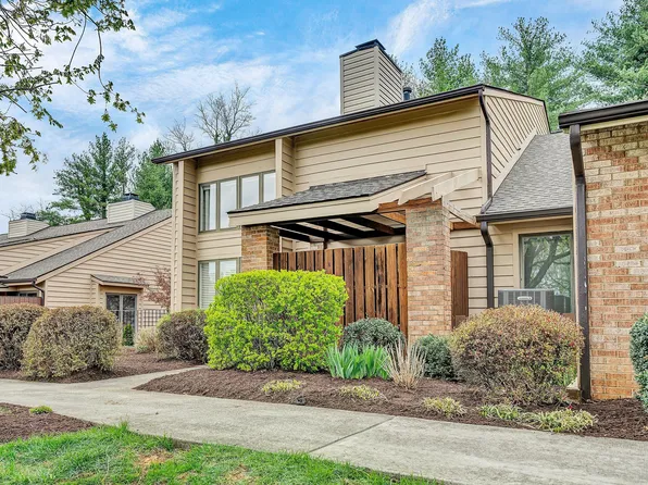 209 Windward Dr SW #209, Roanoke, VA 24014