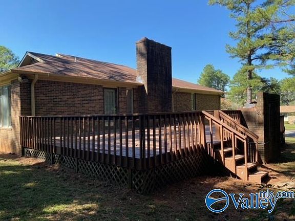 3rd image of 6118 Rickwood Dr NW