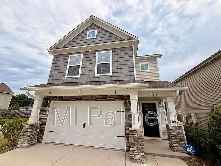 147 Saint George Rd — Photo 1