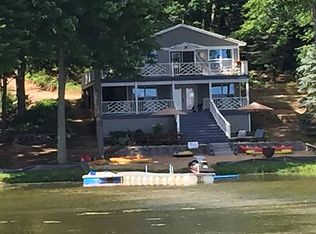 730 W Bassetta St, Newaygo, MI 49337