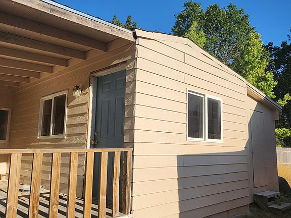 3rd image of 2970 Elk Ln