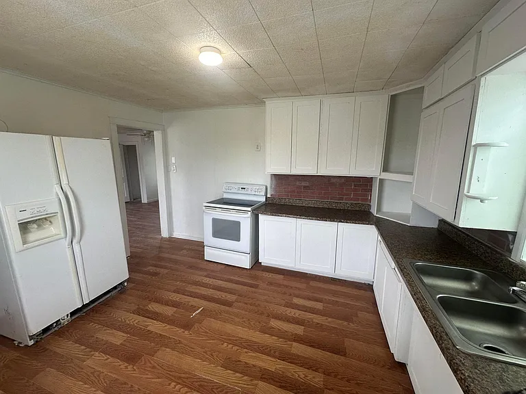 600 Water St — Photo 4