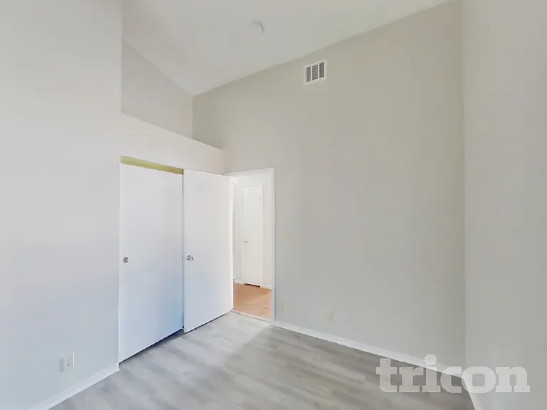 938 Chaps Cir — Photo 9