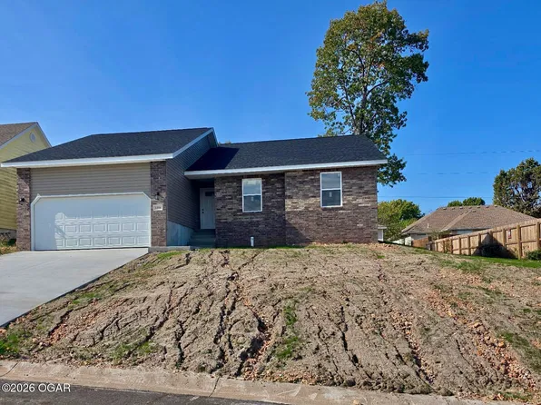 1316 Justins Trail Rd, Neosho, MO 64850