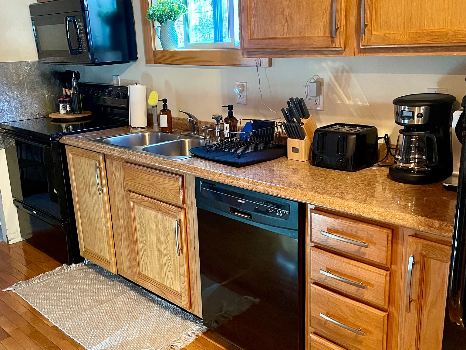 10 Jones Rd — Photo 4