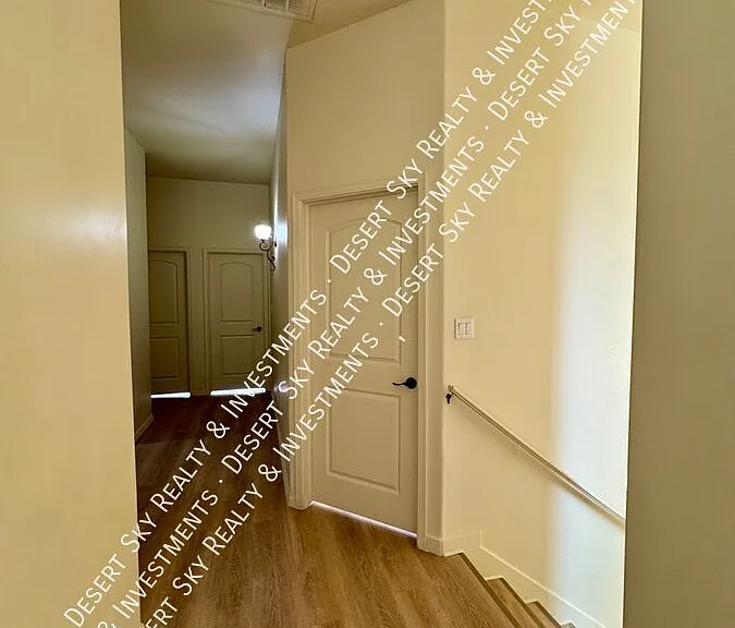 4334 Capistrano Ave — Photo 22
