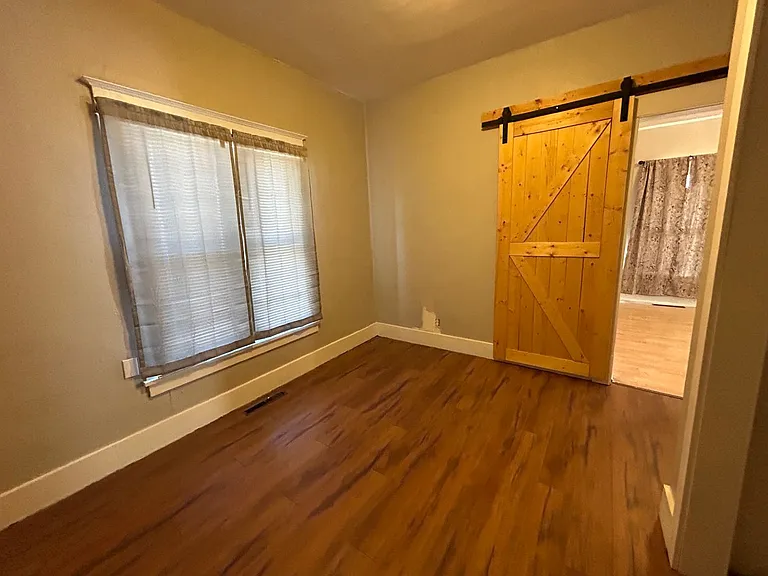 117 W Adams Ave — Photo 18