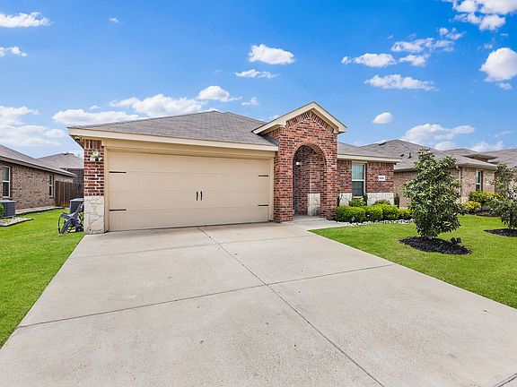 2nd image of 3228 Everly Dr