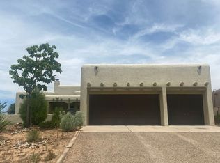 6045 Matamoros Rd NE, Rio Rancho, NM 87144