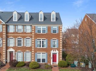 3009 Village Run Rd, Wexford, PA 15090