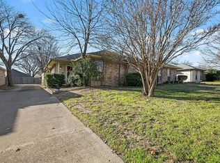 5706 Bramblewood Ct, Arlington, TX 76017