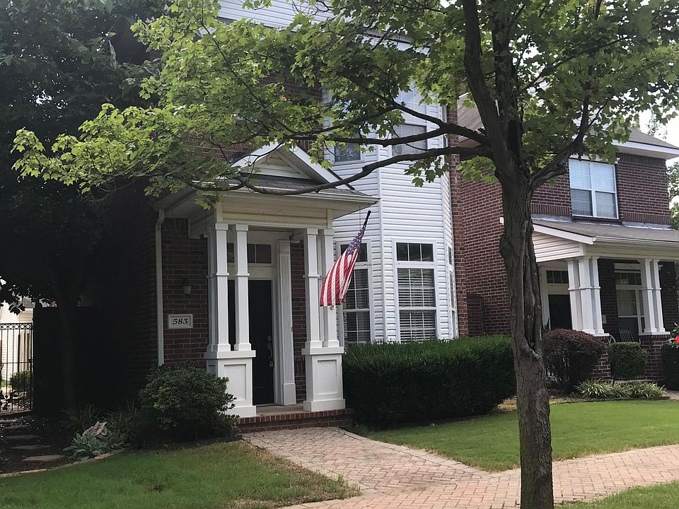 1st image of 583 Founders Park Dr E
