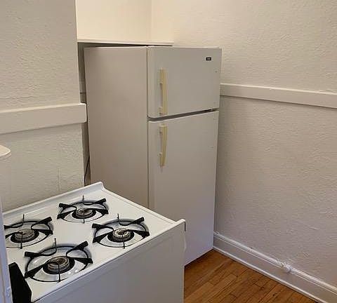5th image of 1312 N Lafayette St APT 4