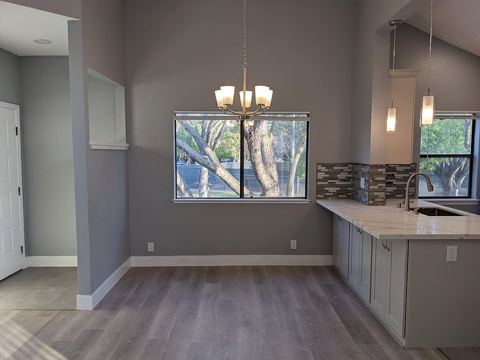 1st image of 1319 Pebble Ct
