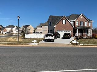 206 Dewberry Dr, Winchester, VA 22602