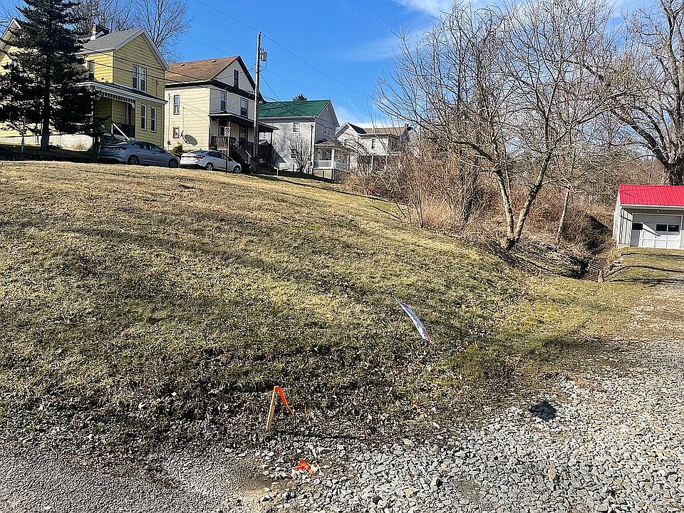 2nd image of Mill St
