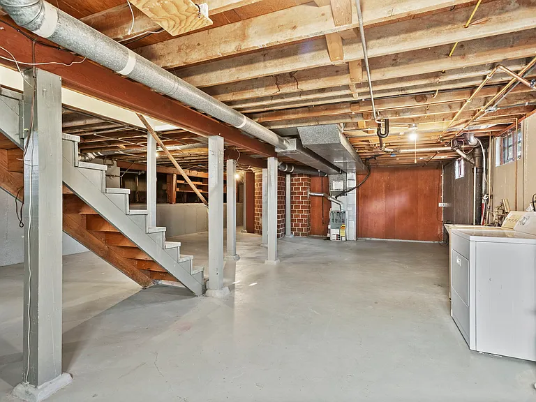 4815 SE Yamhill St — Photo 15