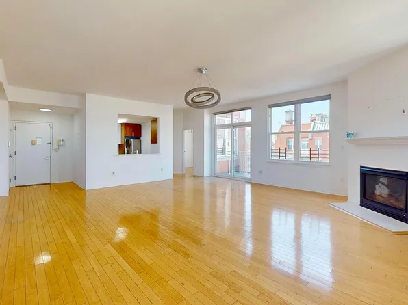 135 Oceana Drive East image 1 of 36