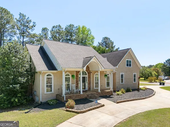 207 Jamestown Ave, Jonesboro, GA 30236