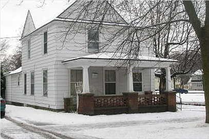 1st image of 214 Travis St NE
