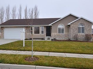4916 W Kessler Peak Dr, Herriman, UT 84096
