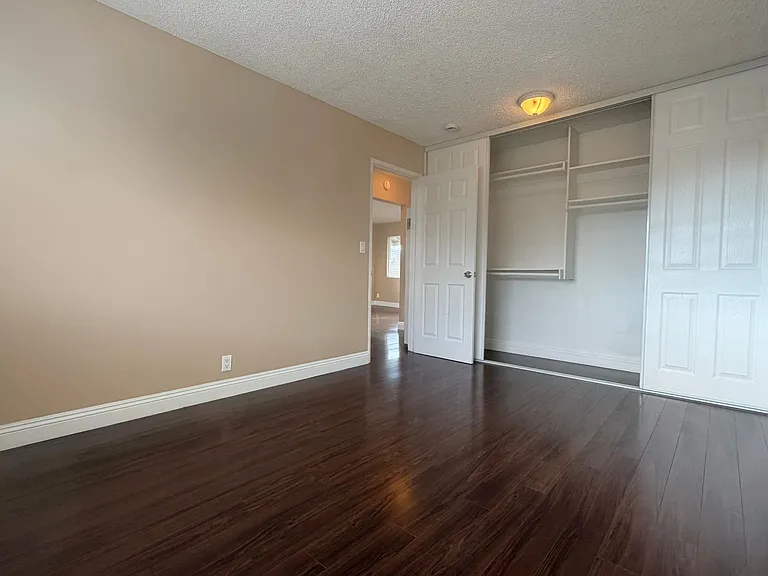 410 - 436 CA-202 — Photo 16