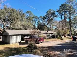 709 E 6th St, Bay Minette, AL 36507