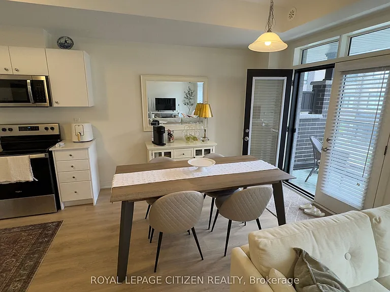 28 Emmas Way W — Photo 15