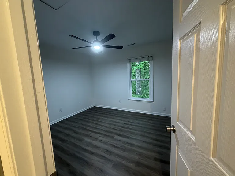 107 Weatherstone Dr #B — Photo 26