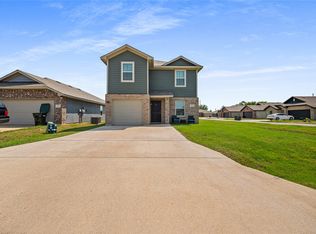 452 Bobbie St, Mabank, TX