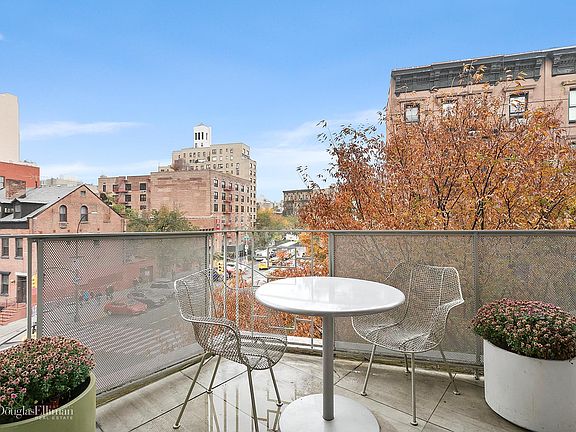 5th image of 2 King St APT 4A