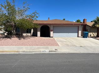 6824 Carrera Dr, Las Vegas, NV 89103
