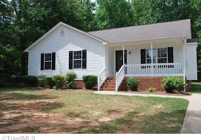1st image of 1805 Enoch Ln