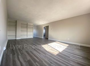 1000 Willett Ave APT 3, Riverside, RI 02915