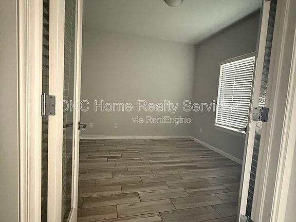3rd image of 2905 Quail Creek Rd