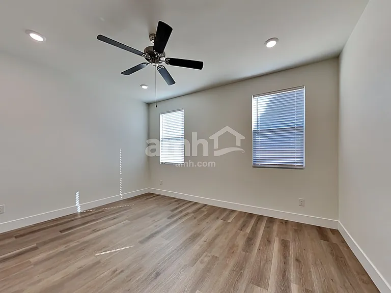 529 Silverbell Falls Pl — Photo 12