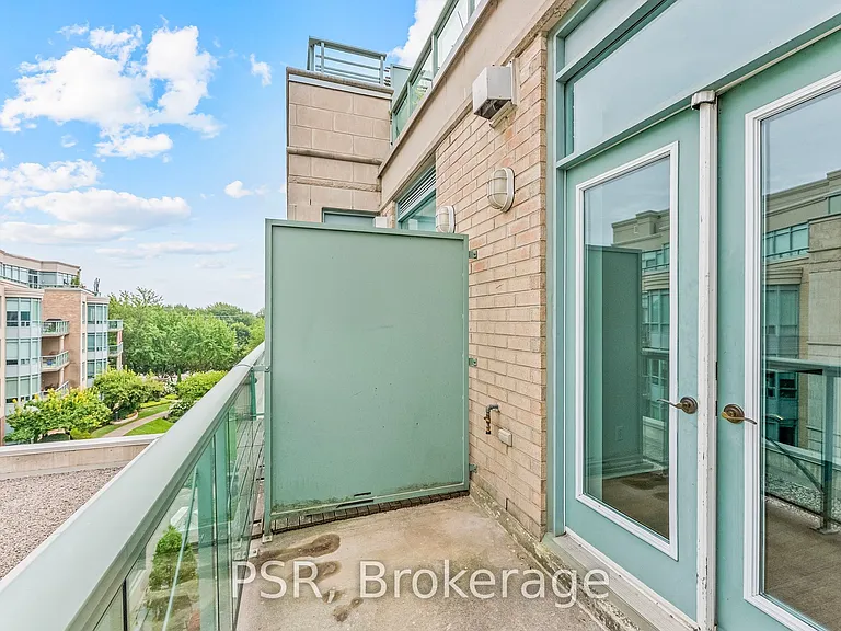 9 Boardwalk Dr #423 — Photo 28