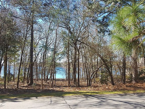 2nd image of 154 Simmons Dr