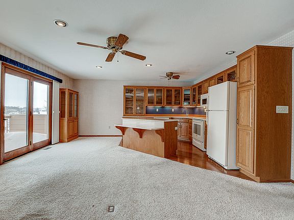 4th image of 101 19th St Unit 101