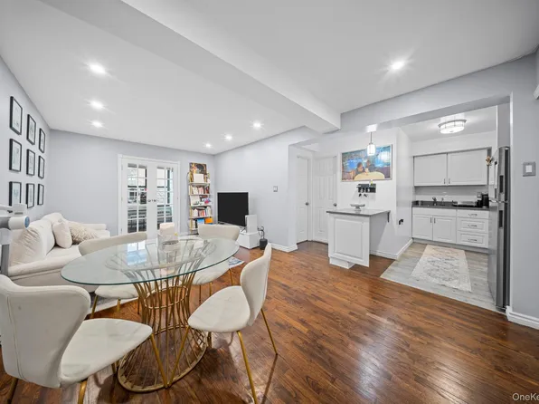 58-03 Calloway Street #4FF, Corona, NY 11368