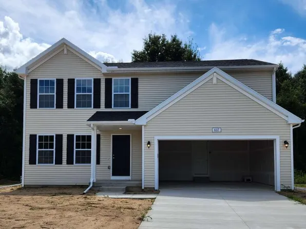 607 Oklahoma Dr, Three Rivers, MI 49093