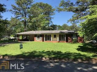 2765 Westchester Dr, East Pt, GA 30344