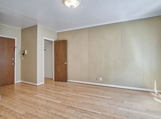 2146 NW Johnson St #207, Portland, OR 97210