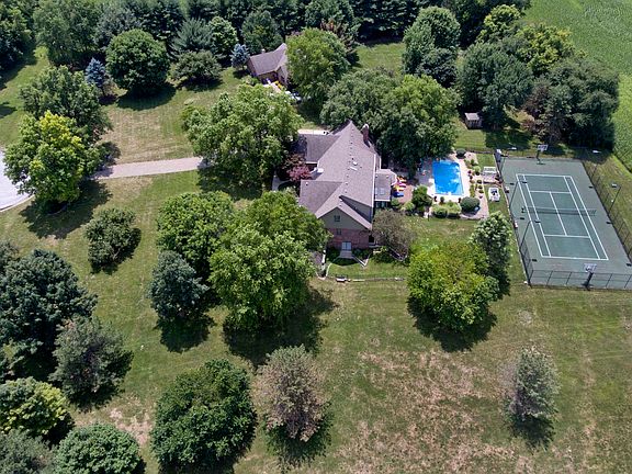 4th image of 6510 Deerfield Dr