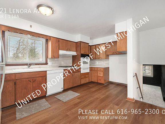 5th image of 321 Lenora Ave NW