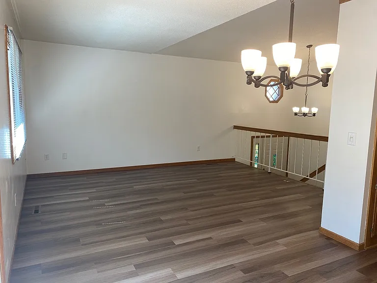 8551 Xenium Ln N — Photo 4