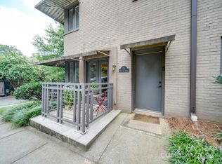 225 N Dotger Ave, Charlotte, NC 28207
