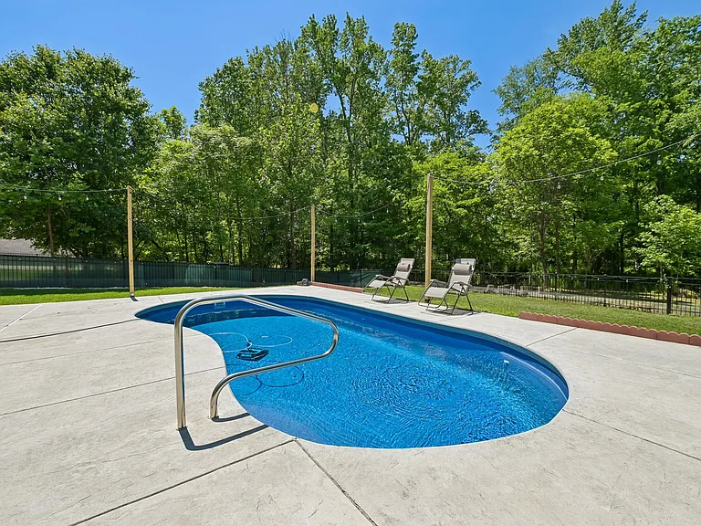3924 Fox Grove Trl — Photo 33